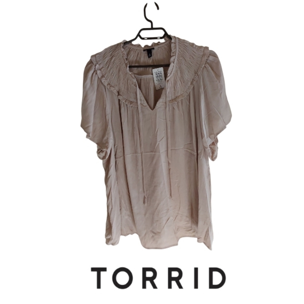 NWT Torrid Mushroom Ruffle Top